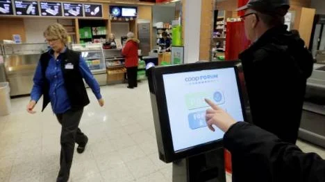 Den ökade näthandeln märks hos postens ombud, här Coop Forum.