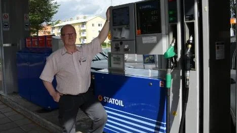Gerry Axtelius är ägare av Statoilmacken i Arvidsjaur. "Man blir uppgiven när folk smiter från att betala, det slår ju mot lönerna i slutändan."