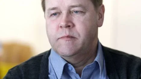 Den nyvalde norrbottniske ledamoten i riksdagens trafikutskott Leif Pettersson (S) måste nu agera kraftfullt i fråga om byggandet av Norrbotniabanan.