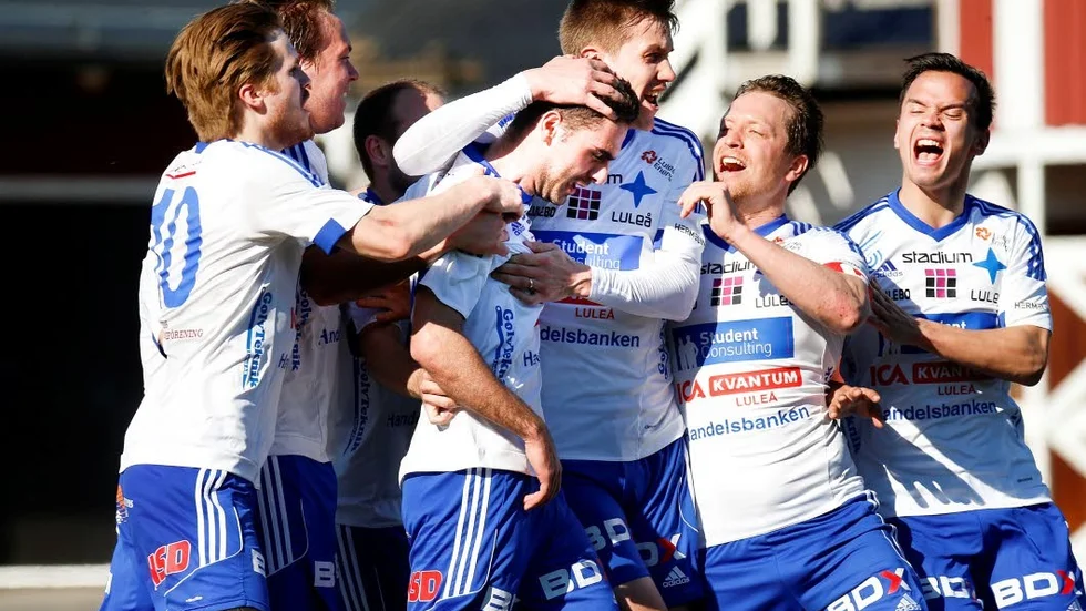 Målskytt. Granit Buzuzku blev stor matchhjälte mot Brommapojkarna och gjorde säsongens första mål.