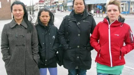 Invandrarnas behov av praktikplatser och fler yrkesutbildningar med anpassat språk är orsaken till att fyra nya kommuninvånare lämnat in sina första medborgarförslag. Från vänster: Thassanee Saengjan, Natthaporn Wanwiset, Malisa Persson och Halina Zukowska.