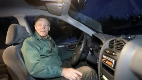 Rune Öberg, bilden, och hans jaktkamrat Bo Lundström stötte ihop med rånarna i skogen, där de gömt sig i ett tält och uppgav att de var fågelskådare från Göteborg.