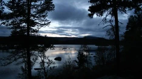 Nattvy över Mittisjön i Gautosjö, Arjeplogsfjällen.
