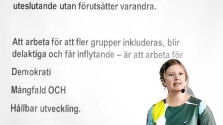 DEMOKRATI. Forskaren Josefin Rönnbäck föreläste om kvinnor och deras ställning inom politiken.Foto: Vanessa Cicero