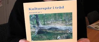 Träd som berättar i bokform