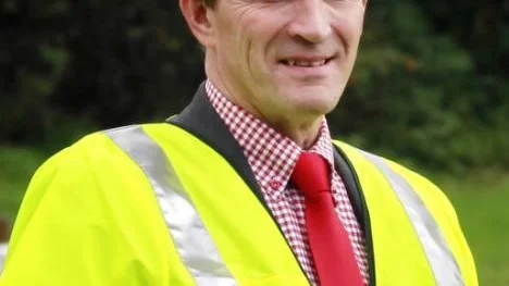 Arnold Vonkavaara, Trafikverkets chef region nord,säger att verket ska överväga alternativa åtgärder i väntan på mitträcke. (Arkivbild)