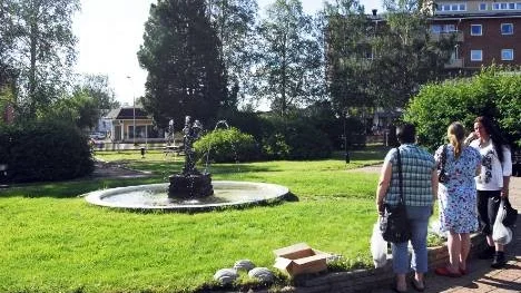 Om Arvidsjaur ska locka fler att flytta hit måste man satsa på grönområdena, det tror både Leif Ståhl och Sunantha Sundberg.