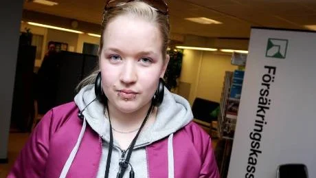 SUGEN PÅ SSAB. Emmeli Nordström, 23, från Älvsbyn, är sugen på ett sommarjobb på SSAB. "Jag vill gärna ha ett kreativt yrke", säger hon.