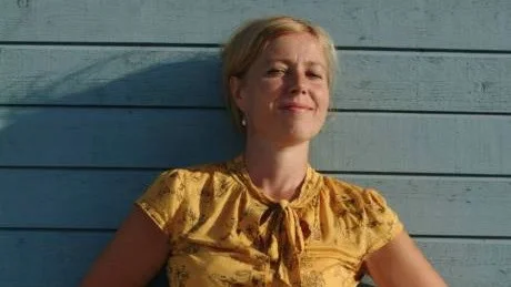 TYSKLANDSVÄN. Karin Turesson tror att barndomen i Tyskland absolut påverkat henne. Hon vågar mer.