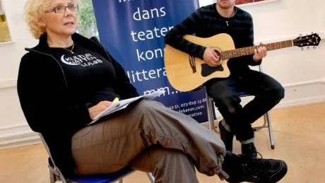 Eva Plumppu, ansvarig för Kulturnatten och Tobbe Engström, musiker.
