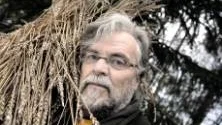 KLARAR SIG. "Fåglarna är jag mindre bekymrad för när det gäller klimatet. Då är det mera mina barn och barnbarns framtid jag oroar mig för", säger Matsåke Bergström. Men mata fåglarna är en bra sak tycker han och uppmanar den som är intresserad att göra så inte minst för att det är en trevlig social syssla.