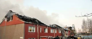 Våldsam brand i hyreshus i Luleå