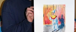 Ung konstnär visar sin konst