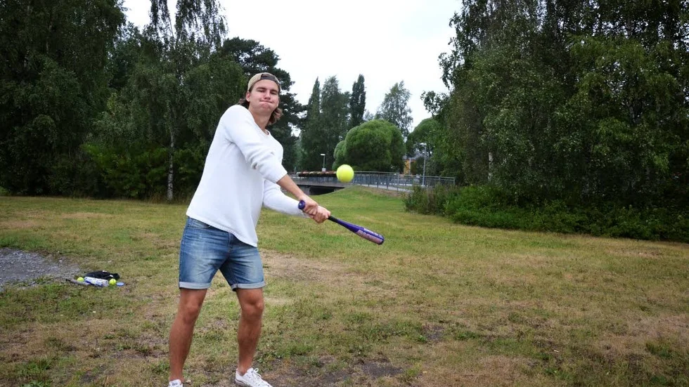 Regelverk. Reglerna som kommer gälla är en förenklad version av de som Brännbollsyran i Umeå använder.