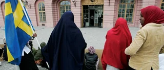 Illdåd mot flickor