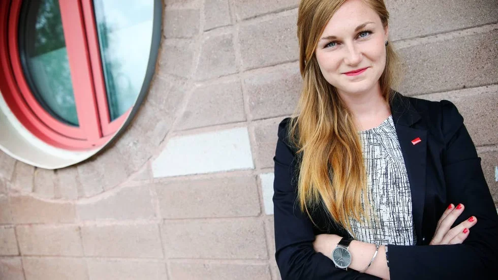 Tar upp kampen. Amanda Stehn tog hem sommarens drömjobb som vd på Adecco. Lönen skäms inte för sig - 100.000 kronor för en månads arbete.