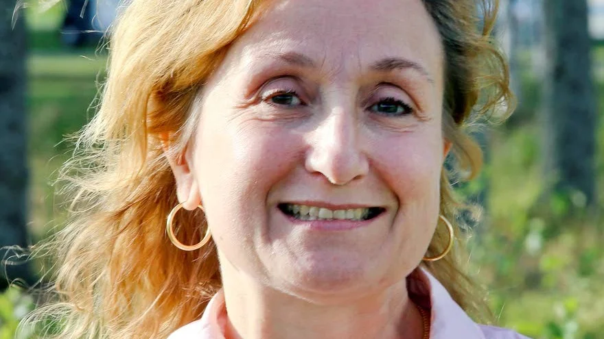 Carla Peruzzaro