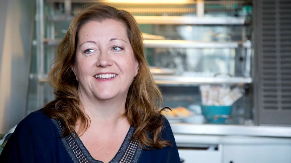 Rolig meny. "Det ska bli liveunderhållning vid borden", säger kocken och komikern Åsa Ivarsdotter.