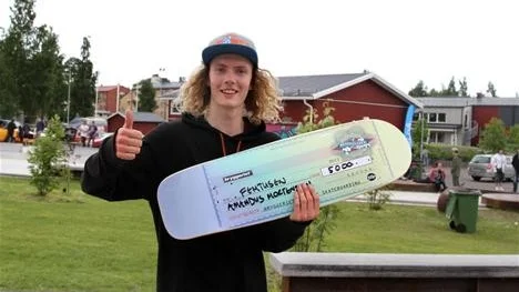Amandus Mortensen tävlade för första gången på hemmabanan. Och tog hem segern den andra deltävlingen av Betongcupen efter en jämn final.
