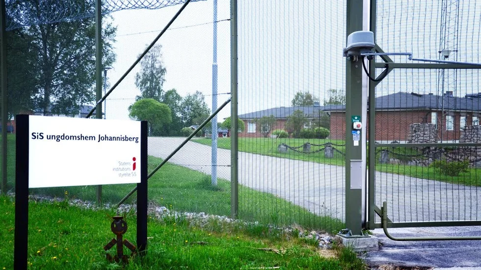 Behandlingsassistenten utreds efter anklagelser om misskötsel på jobbet. 
