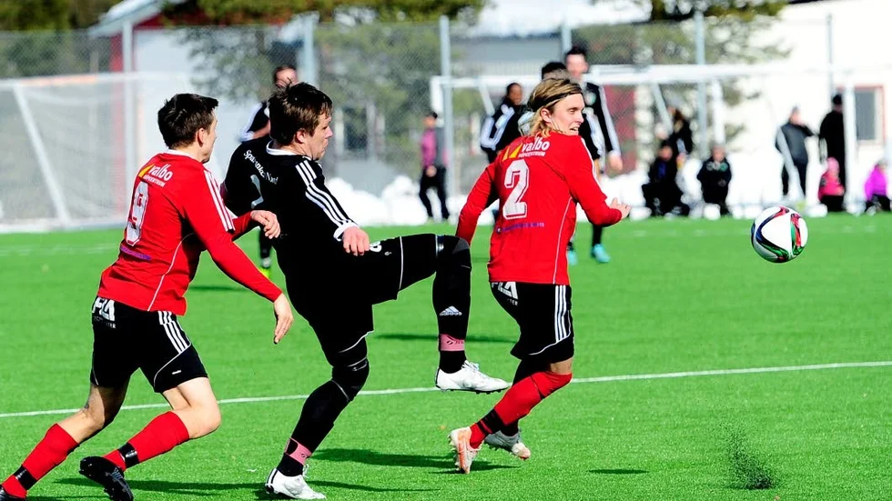 Knäckt. GMFF:s Mikael Jannok har svårt att smälta förlusten.