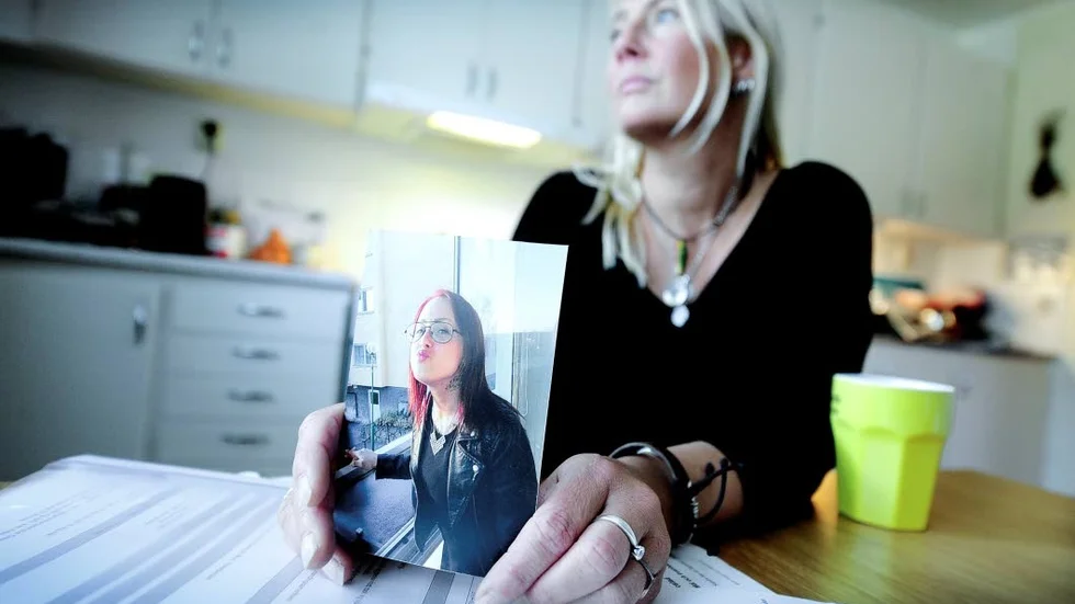 Blev 23 år. Veronica Petterssons dotter Sandra avled av en överdos på ett behandlingshem för drygt ett år sedan.