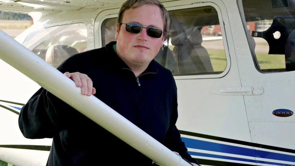 Personligt. Kim Ruben Fjeldstad har själv flugit med det havererade planet ett flertal gånger och han arbetade på flygplatsen i Tromsö där planet var stationerat. Därför kom nattens haverirapport som en chock för honom.