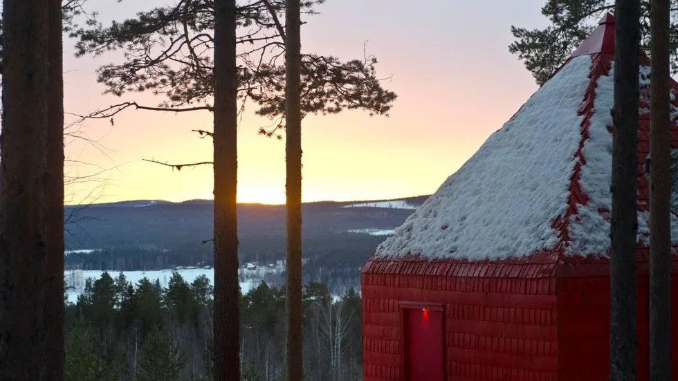 Arkitektritade. "Kotten" kan snart få sällskap av ännu ett unikt hotellrum bland träden.