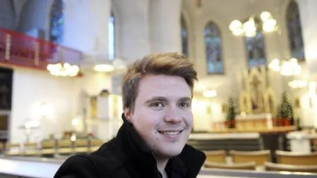 Sjunger Julmusik. I morgon kommer Viktor Boman att sjunga i Domkyrkan vid en välgörenhetskonsert.                                                                                                                                                                                                                                                                         Foto: Roland S Lundström