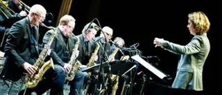 Blandade kompositioner i jazzverk