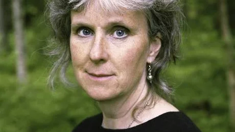 INGET VISIONÄRT HOPP. Birgitta Lillpers uppenbarar de verkligt sårbara och skygga varelserna i sin nya roman.