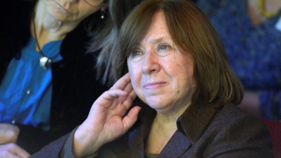 Värdig pristagare. Svetlana Aleksijevitj har skrivit en mäktig bok om Sovjetmänniskan. Hon kunde lika gärna fått Fredspriset som litteraturpriset.