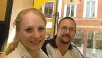 Jenny Lindberg och Fredrik Larsson var en gång i tiden anställda på Calle P. Nyligen tog de över konkurrenten Nilssons. Nu slås företagen ihop. Kvar på Storgatan blir ett enda konditori.
Foto: MATTIAS AHLM