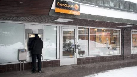 Swedbanks kontor i Eneby Centrum stängs för gott den 14 april, men uttagsautomaten blir troligen kvar till juni.Foto: Robert Svensson