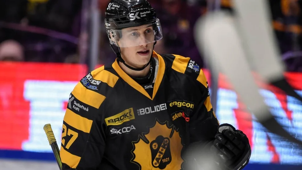 Målformen håller i sig för Robin Alvarez (bilden) och Andreas Wingerli. Men i övrigt är ljusglimtarna få i Skellefteå just nu.