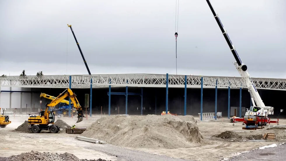 AUTOMATISERAT. Bygget av Lindbäcks nya fabrik på Haraholmen pågår för fullt. En fabrik som blir mer automatiserad jämfört med produktionen i Öjebyn.