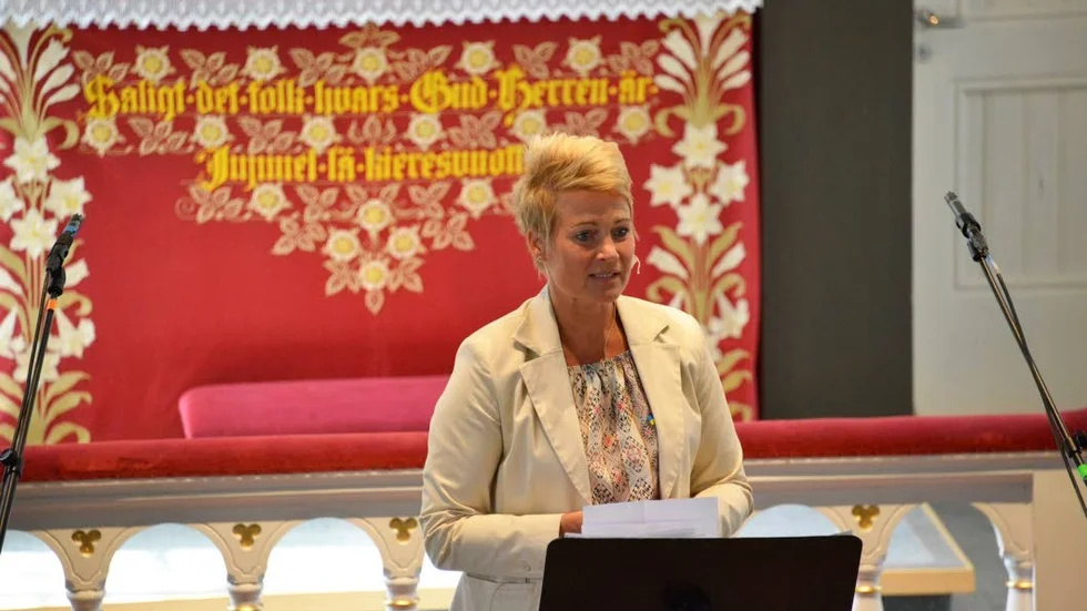 Inflyttad Arjeplogare. Tina Hallin var årets nationaldagstalare och berättade om hur det var att byta hemort.
