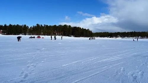 Solen tittade fram, vilket förgyllde årets upplaga av PRO-nappet i Mellanström.
