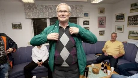 Väntat tränarnamn i Eneby. Kent Karlsson blir mannen som ska lotsa laget till division 3. Igår presenterades 64-åringen. Foto: Robert Svensson