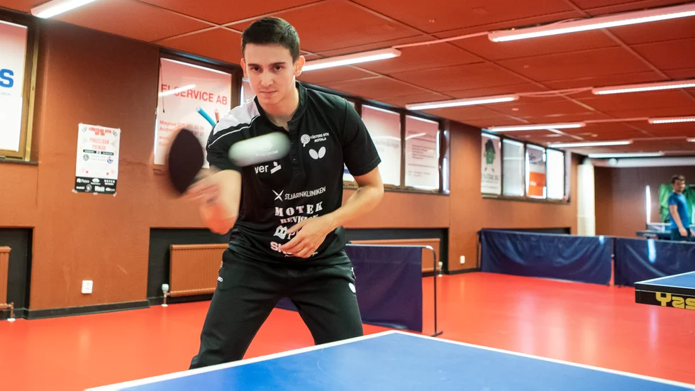 Ángel Ayuoso Serra och Västers spelar premiär i Pingisligan.