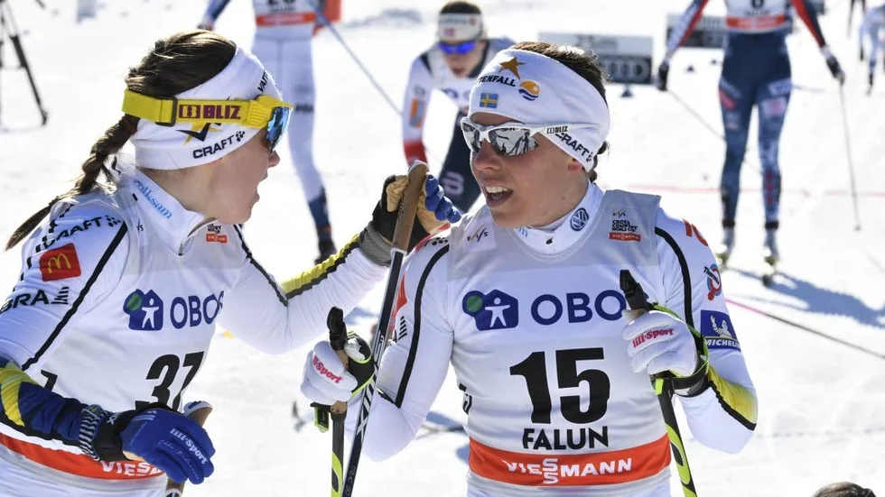 SEXA. Charlotte Kalla blev sexa och Ebba Andersson fyra i masstarten.