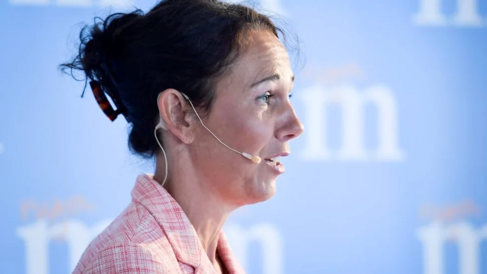 "När politikernas mantra, i stort oavsett parti, är att den som sparar mest också tar störst ansvar riskerar vi att bli dumsnåla”, skriver Nordeas chefsekonom Annika Winsth
