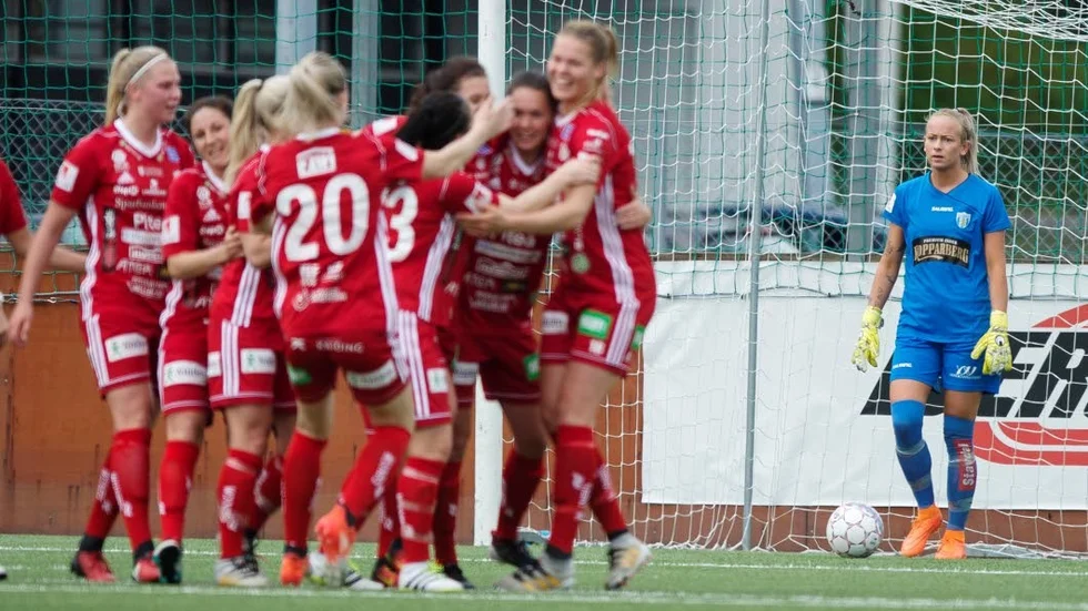 VILL SE. Publiken vill säkert se PIF-jubel på LFArena söndag eftermiddag.