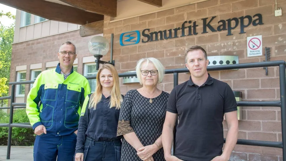 Pär Swärd, Joanna Sävenstedt och Anne Persson från Smurfit Kappa tillsammans med Simon Risberg, BDX.