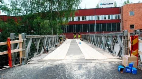 Den tillfälliga Hällestadbron var under gårdagen avstängd, då ljuddämpande åtgärder genomfördes.