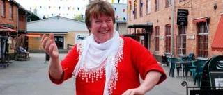 Ann i Rejmyre älskar att glädja