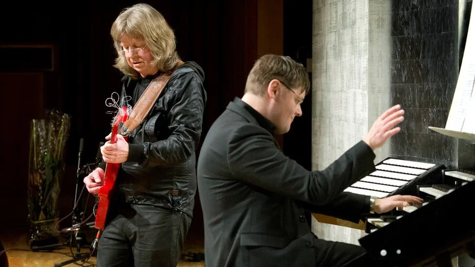 Oftast spelar Janne Schaffer och Markus Wargh i kyrkor, eftersom de flesta orglar finns där. I Acusticum njöt de av attt vara synliga för, och själva kunna se, publiken.