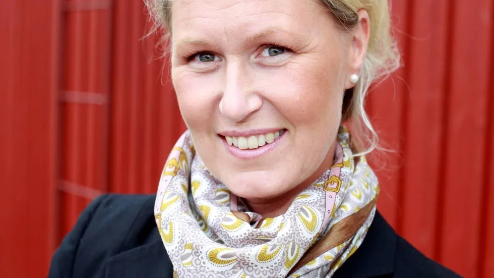 5 500 ton vägsand är hittills uppsopat, meddelar gatuchef Eva Wikström. (Arkivbild).
