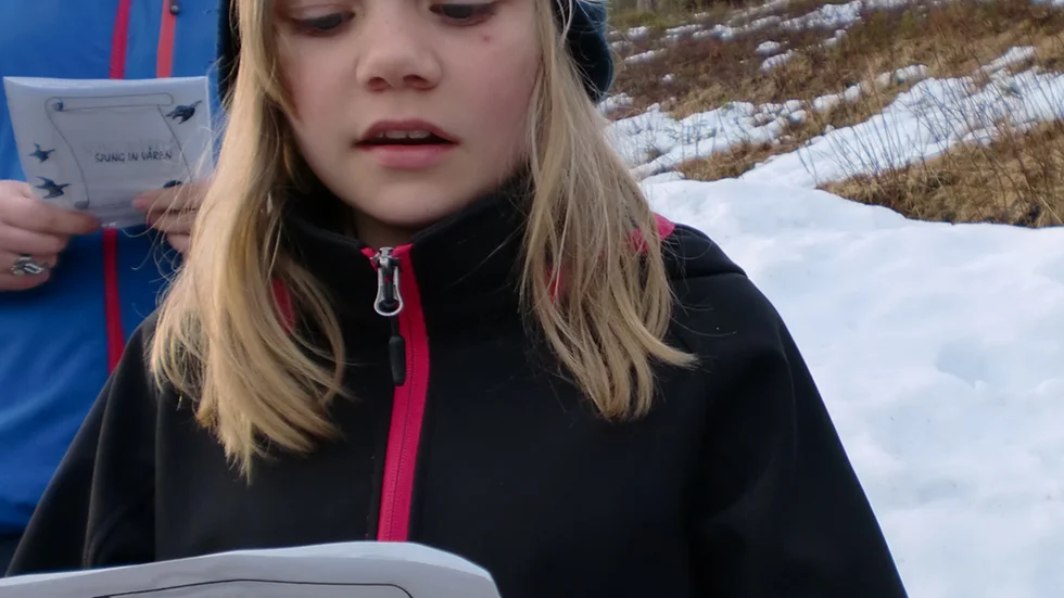 Våren Sjungs in med hjälp av Klara Hägglund