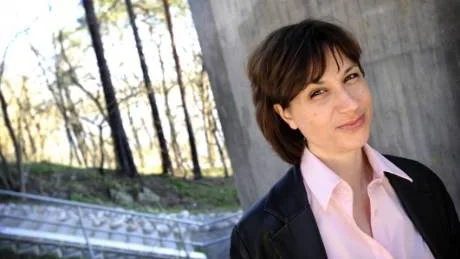 Petra Mede visar hur man klarar av livets berg-och-dalbana, av egen kraft och med stöd från såväl privat som offentligt håll. Foto: Dan Hansson/SvD-Scanpix/arkiv